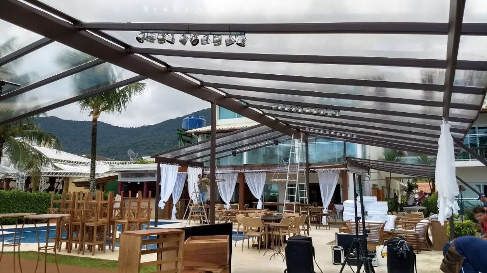 Coberturas Transparentes para Festas e Eventos